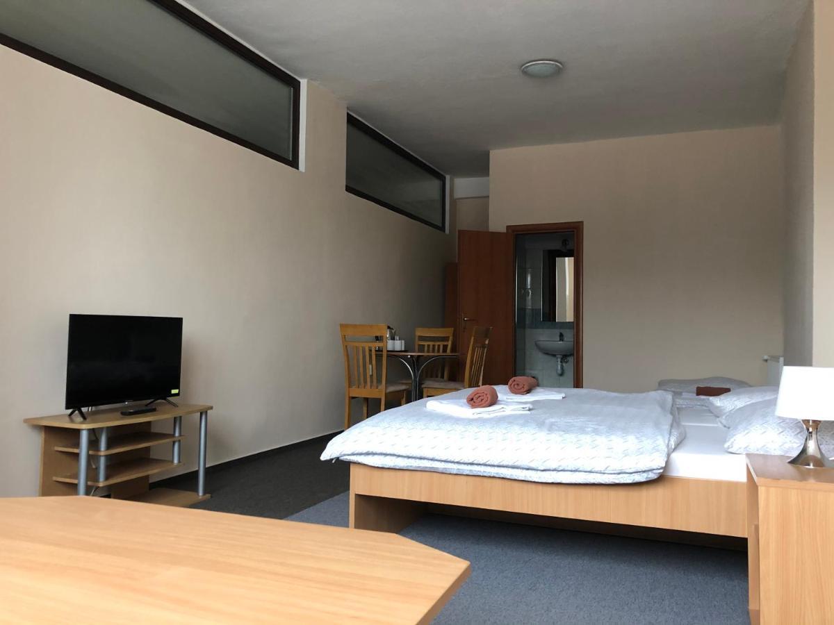 Šport Hotel Bôrik Žilina Buitenkant foto